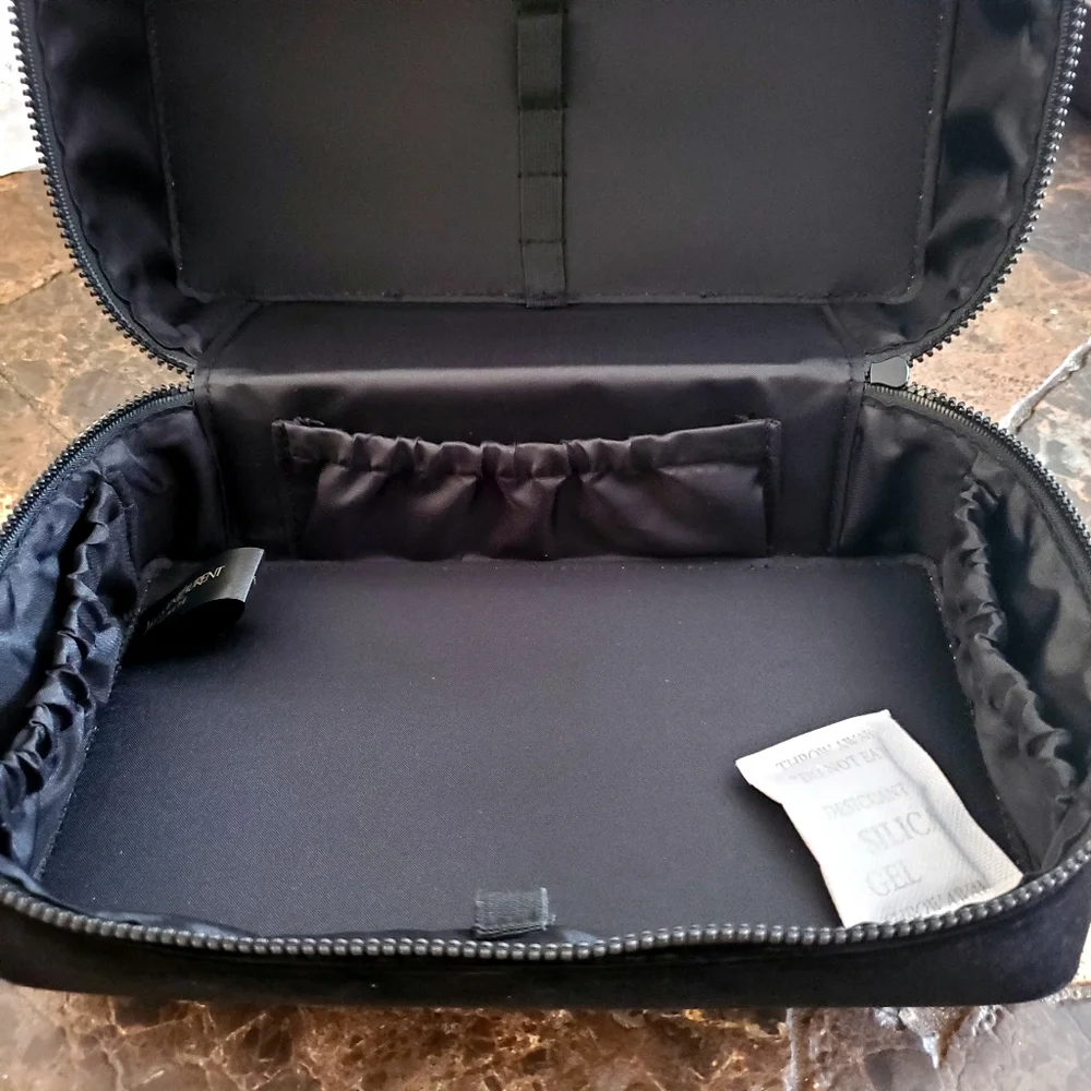 Ysl Yves Saint Laurent premium zipper vanity makeup case black noir New in box